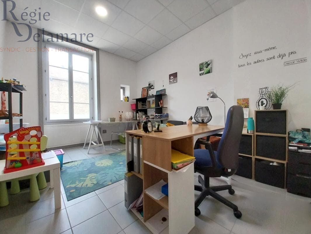 Local commercial · 50 m² · Location — photo 3