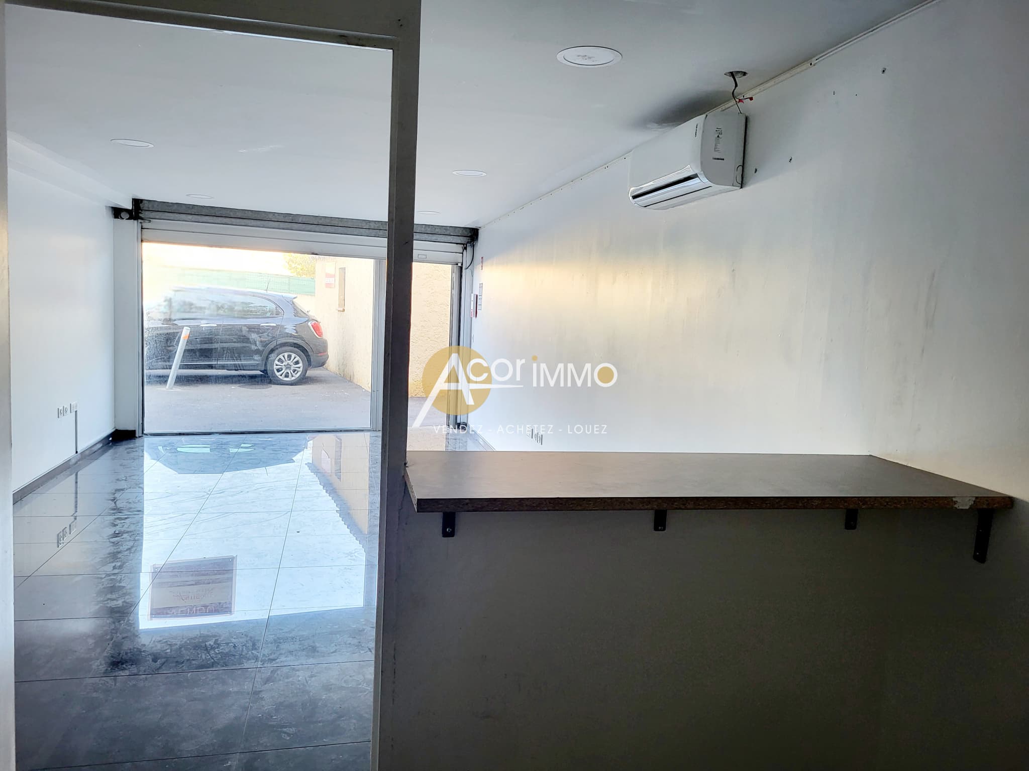 Local commercial · 35 m² · Achat des murs — photo 3