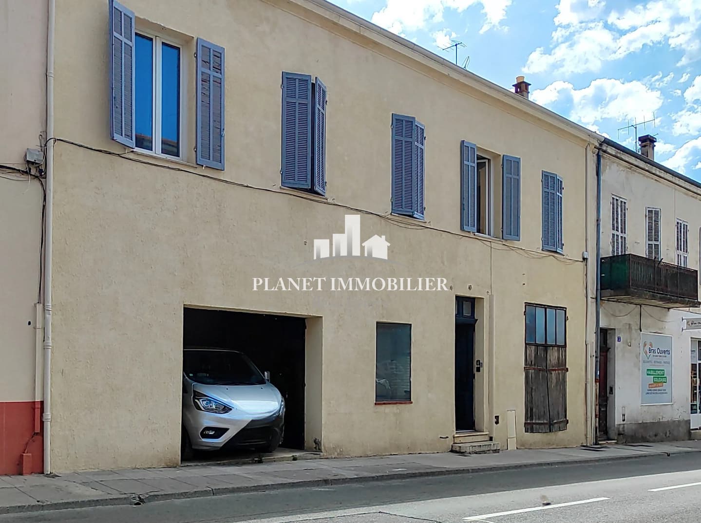 Local commercial · 56 m² · Achat des murs — photo 1