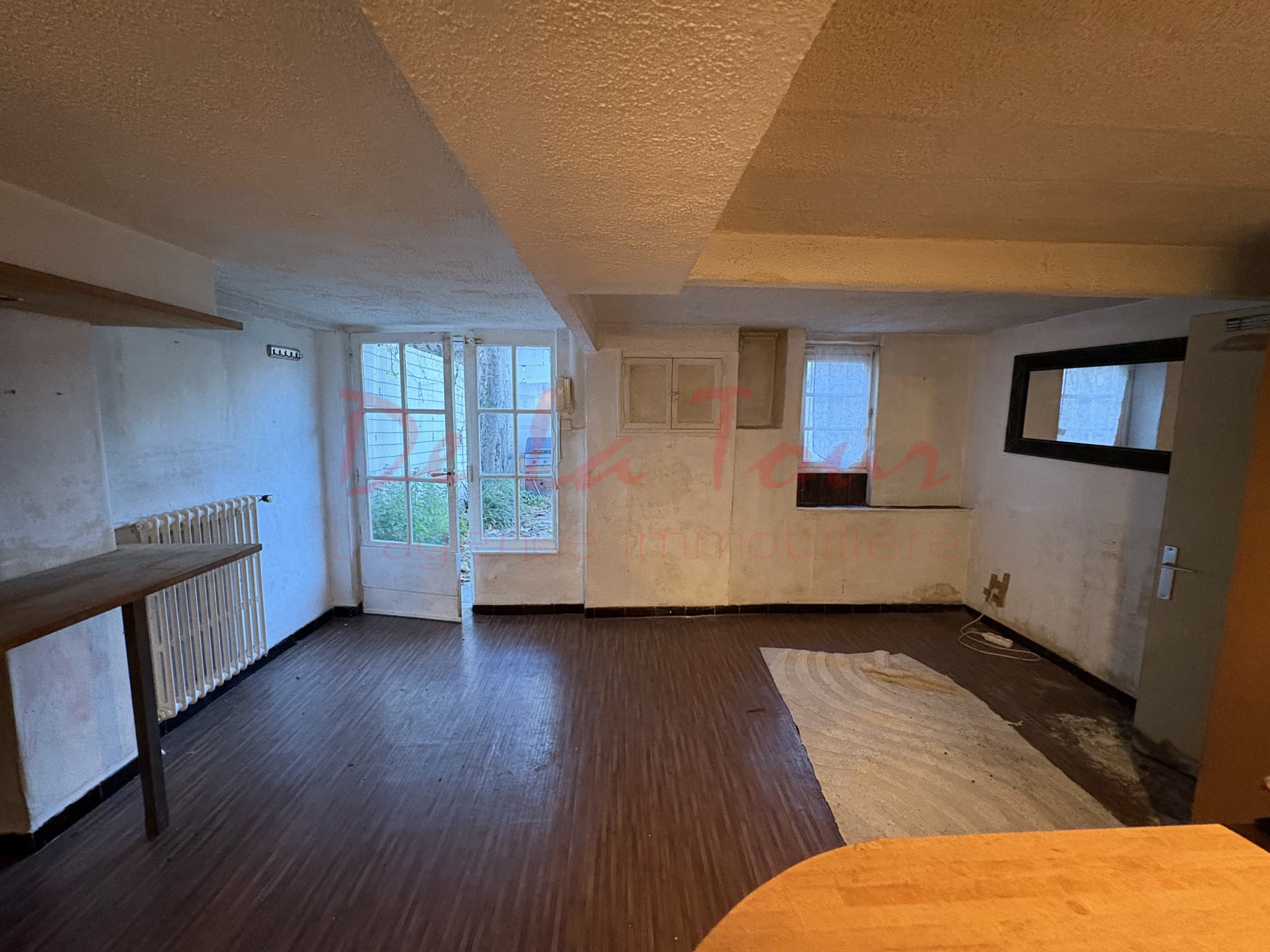 Local commercial · 100 m² · Achat des murs — photo 3