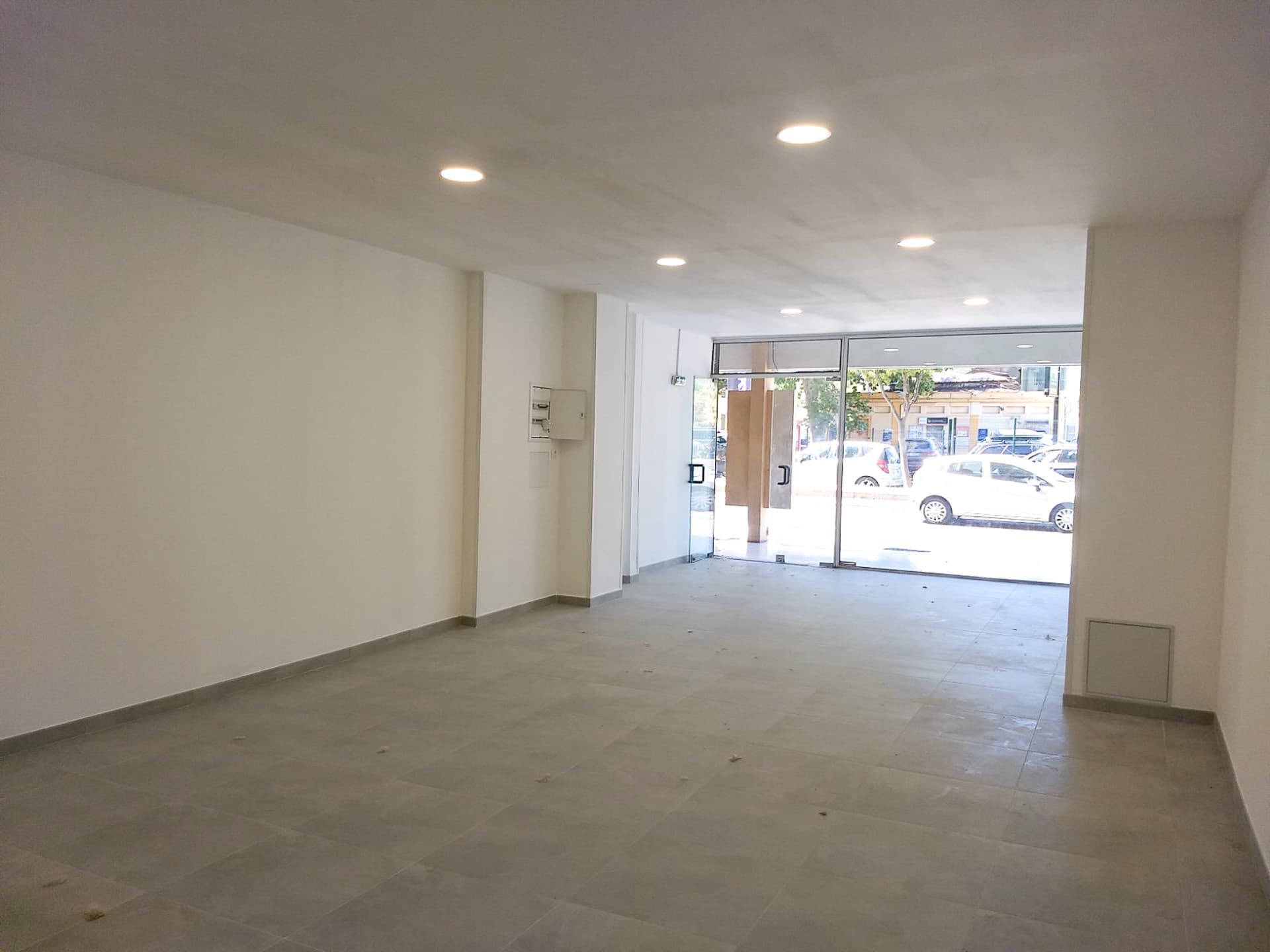 Local commercial · 62 m² · Location — photo 2