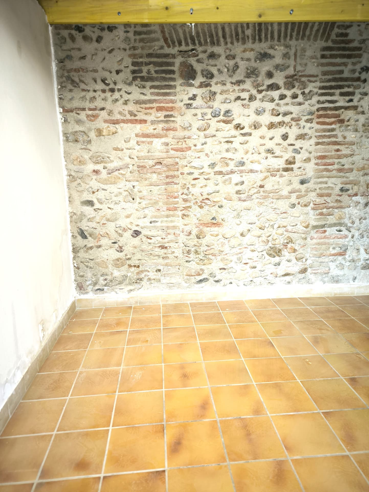 Local commercial · 80 m² · Location — photo 2