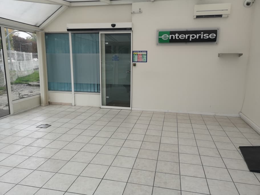 Local commercial · 120 m² · Location — photo 2