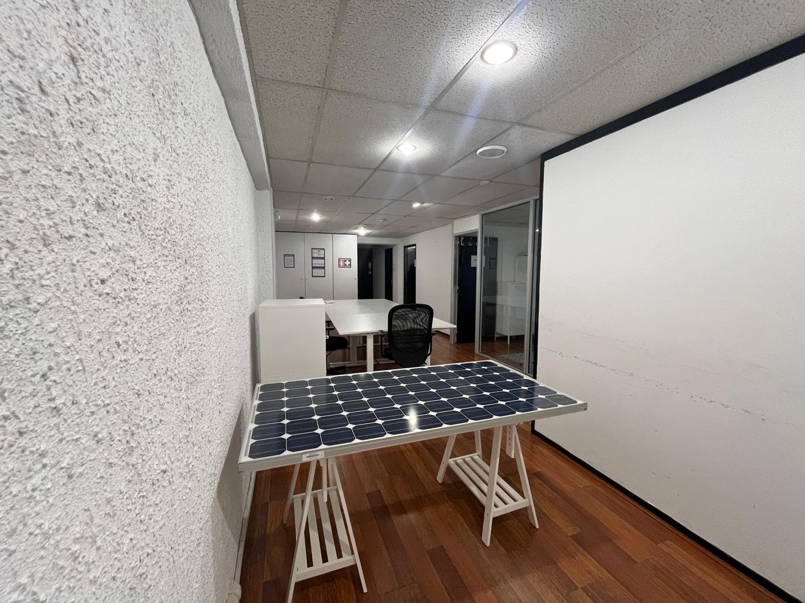 Local commercial · 69 m² · Location — photo 2