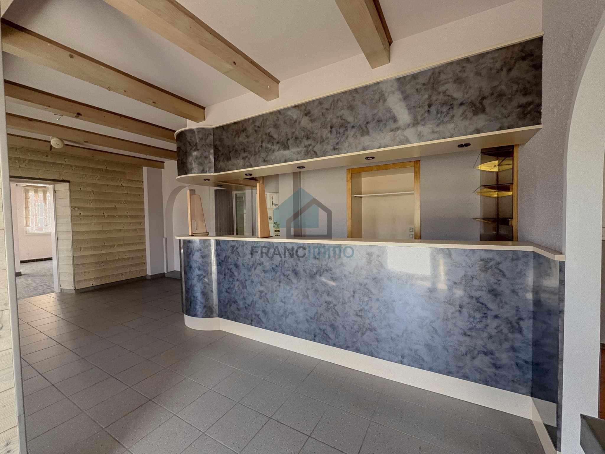 Local commercial · 1263 m² · Achat des murs — photo 3