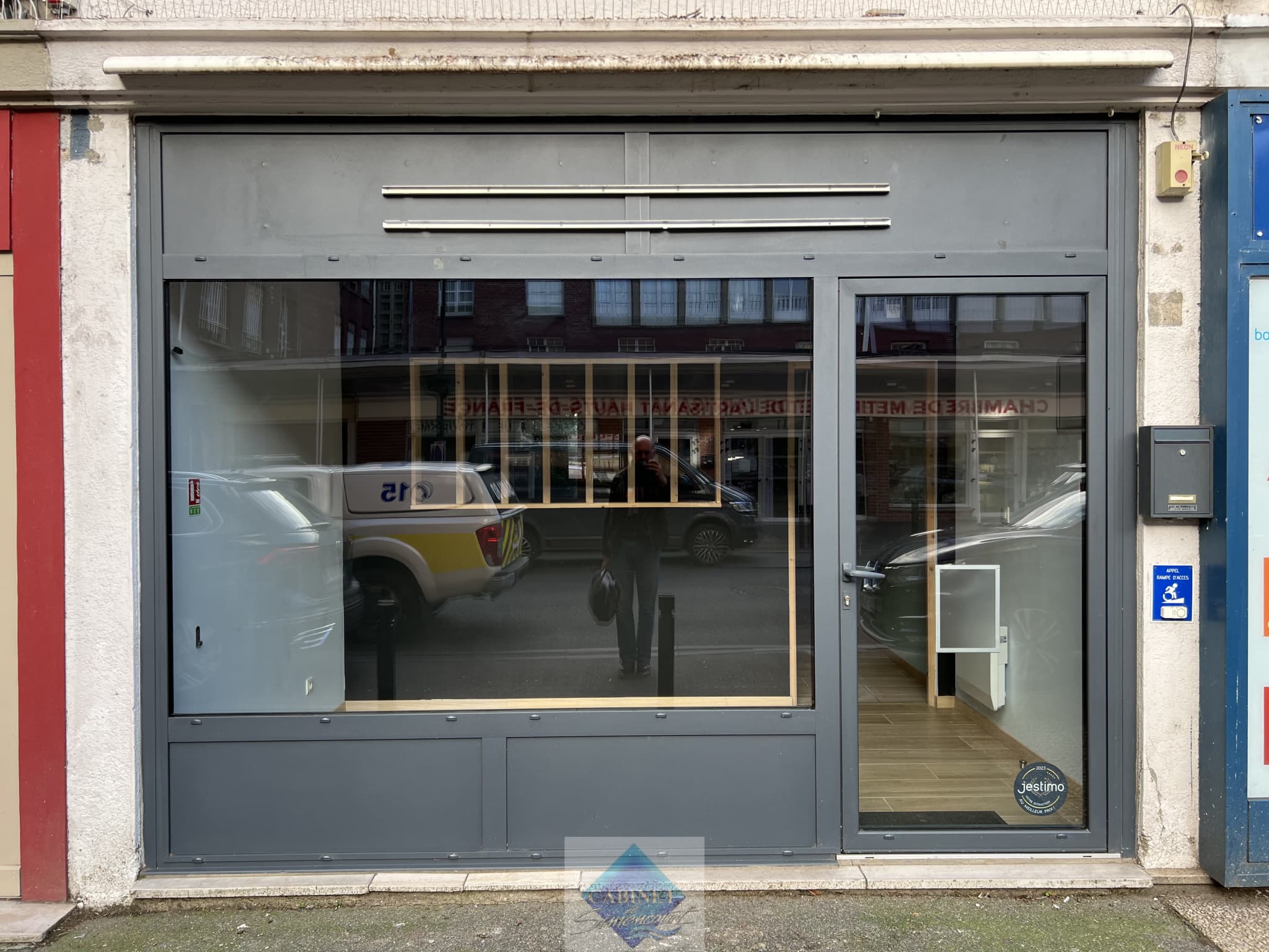 Local commercial · 29 m² · Achat des murs — photo 3