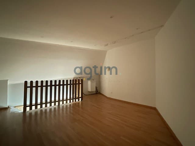Local commercial · 22 m² · Location — photo 3