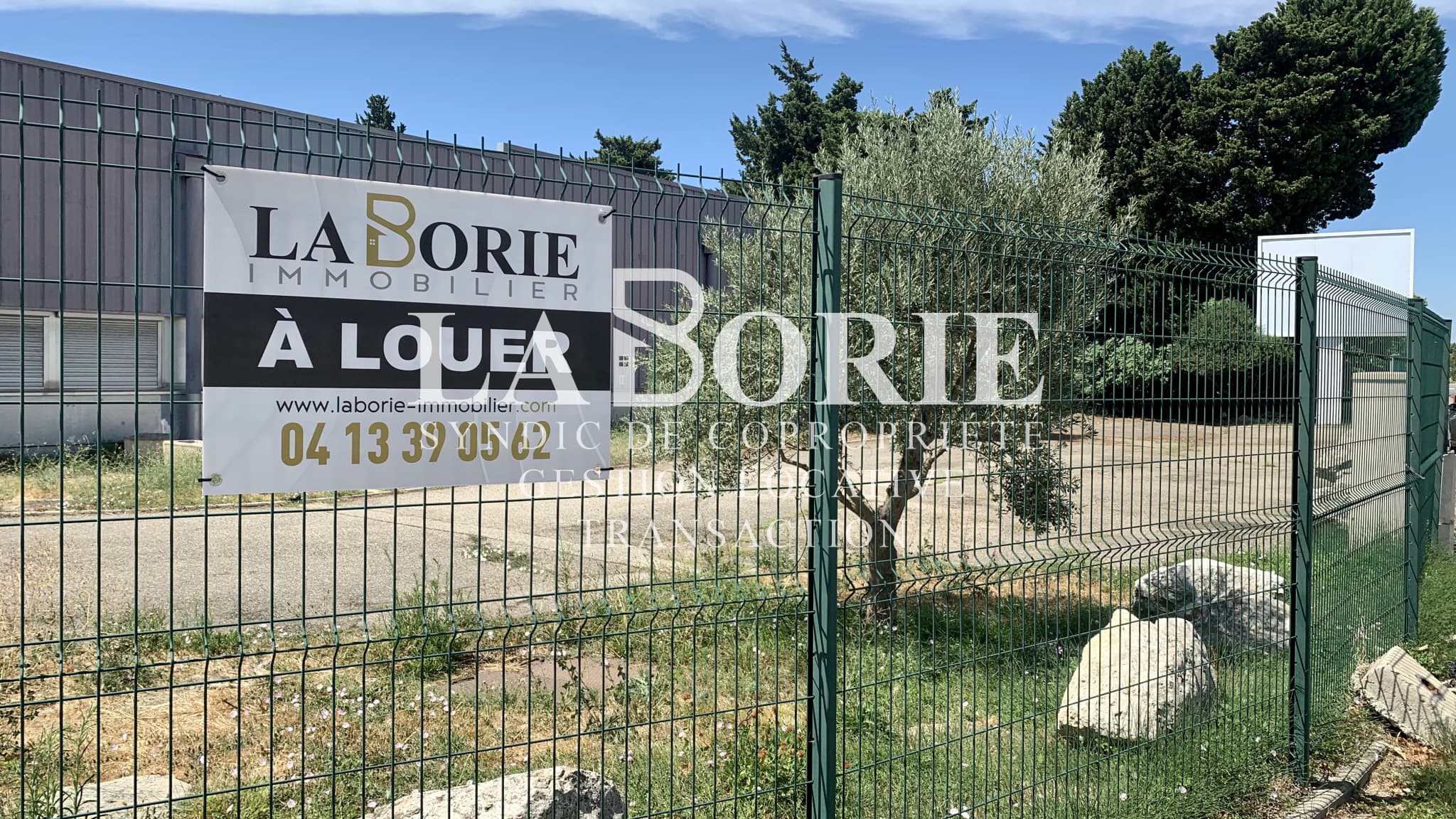 Local commercial · 120 m² · Location — photo 1