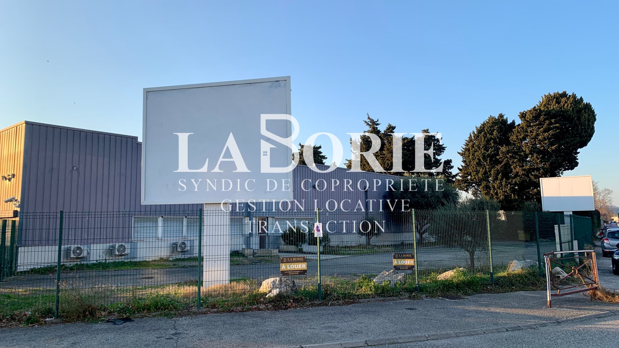 Local commercial · 120 m² · Location — photo 3