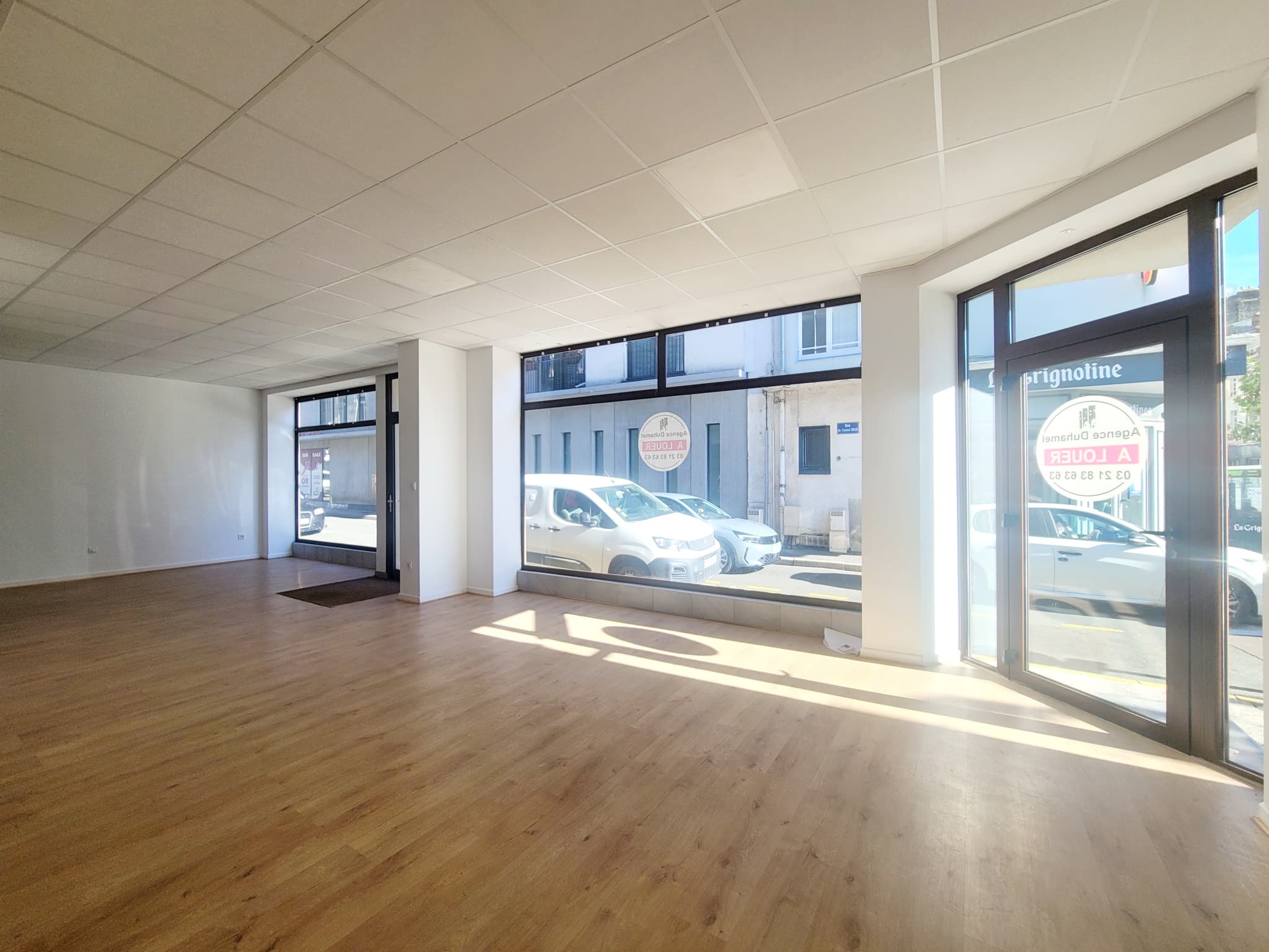 Local commercial · 100 m² · Location — photo 1