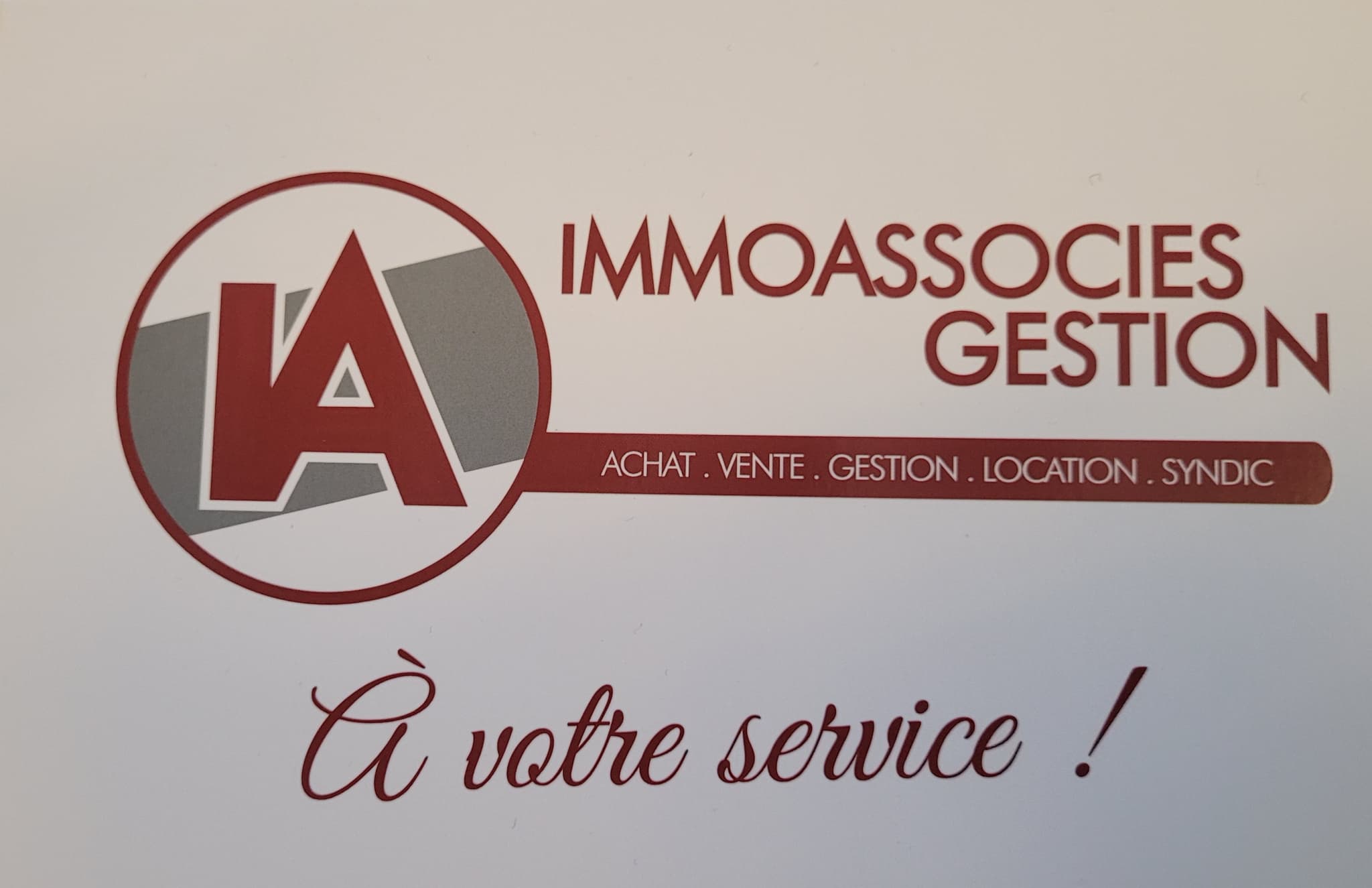 Local commercial · 240 m² · Achat des murs — photo 1