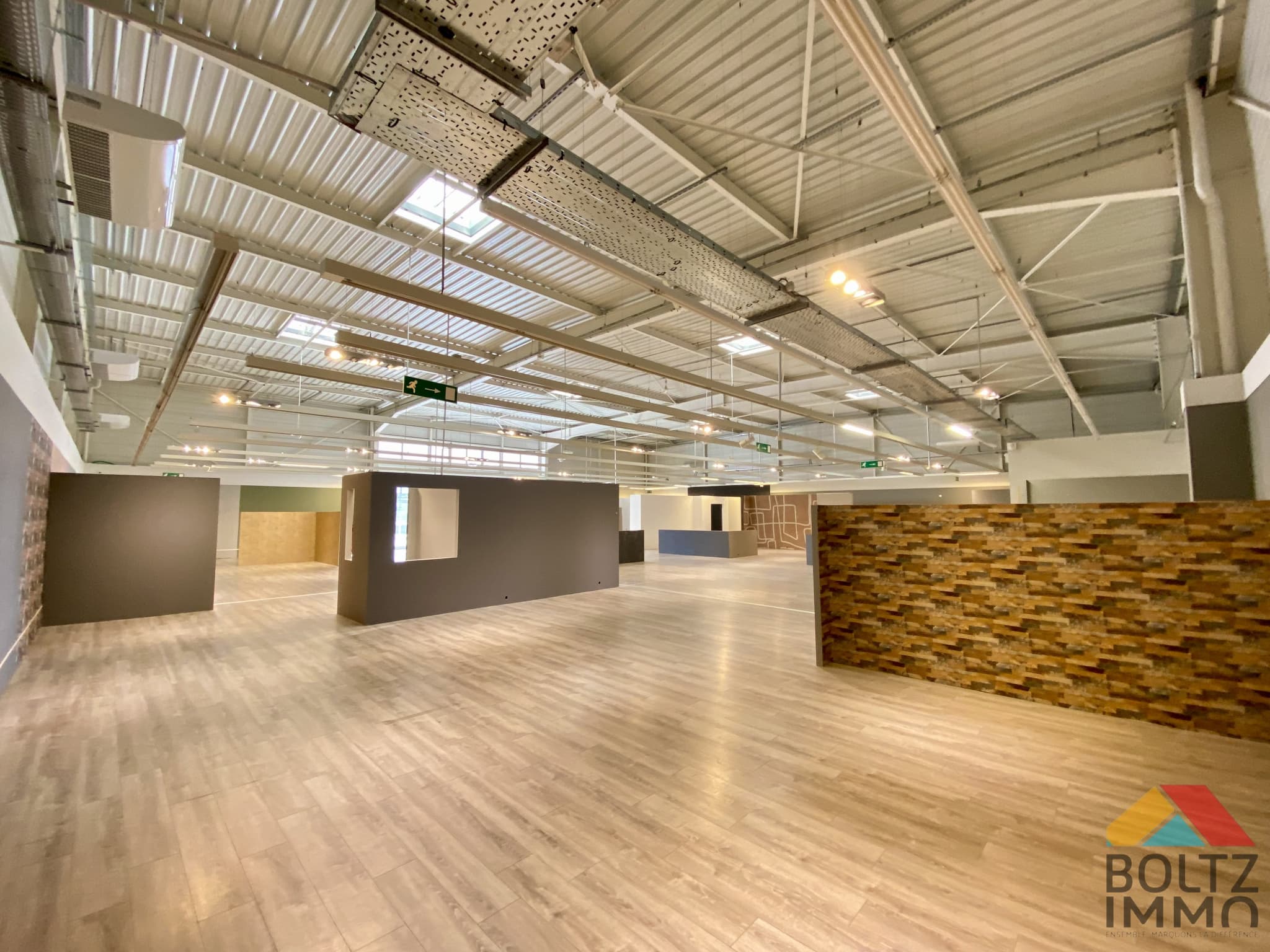 Local commercial · 800 m² · Location — photo 3