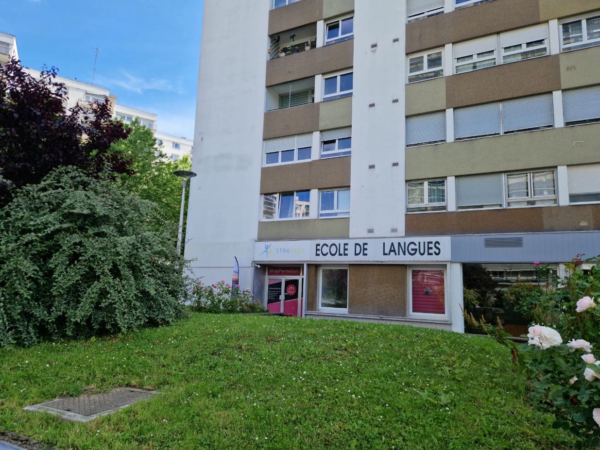 Local commercial · 104 m² · Achat des murs — photo 3