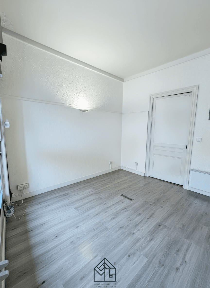 Local commercial · 18 m² · Location — photo 3