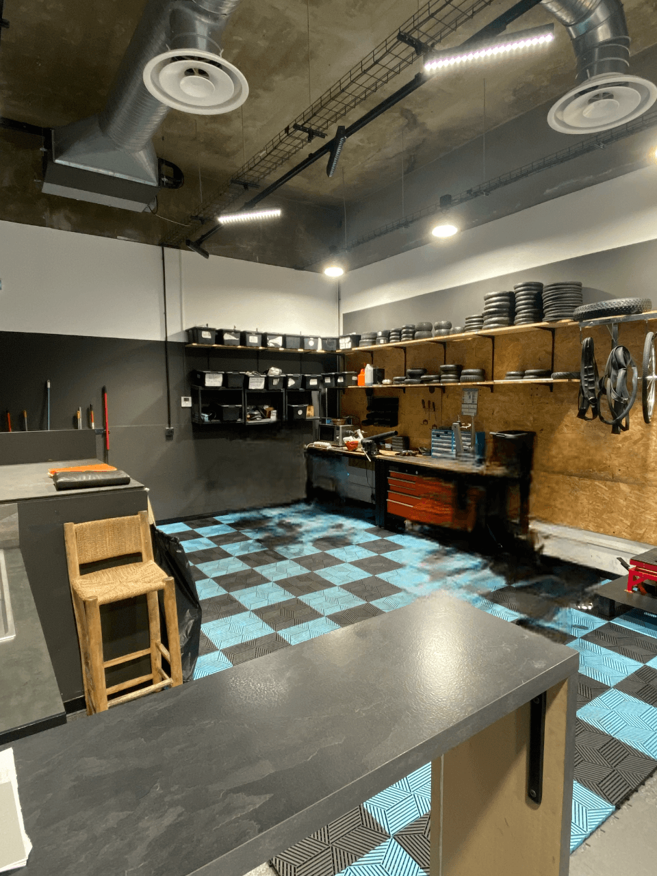 Local commercial · 101 m² · Achat des murs — photo 3