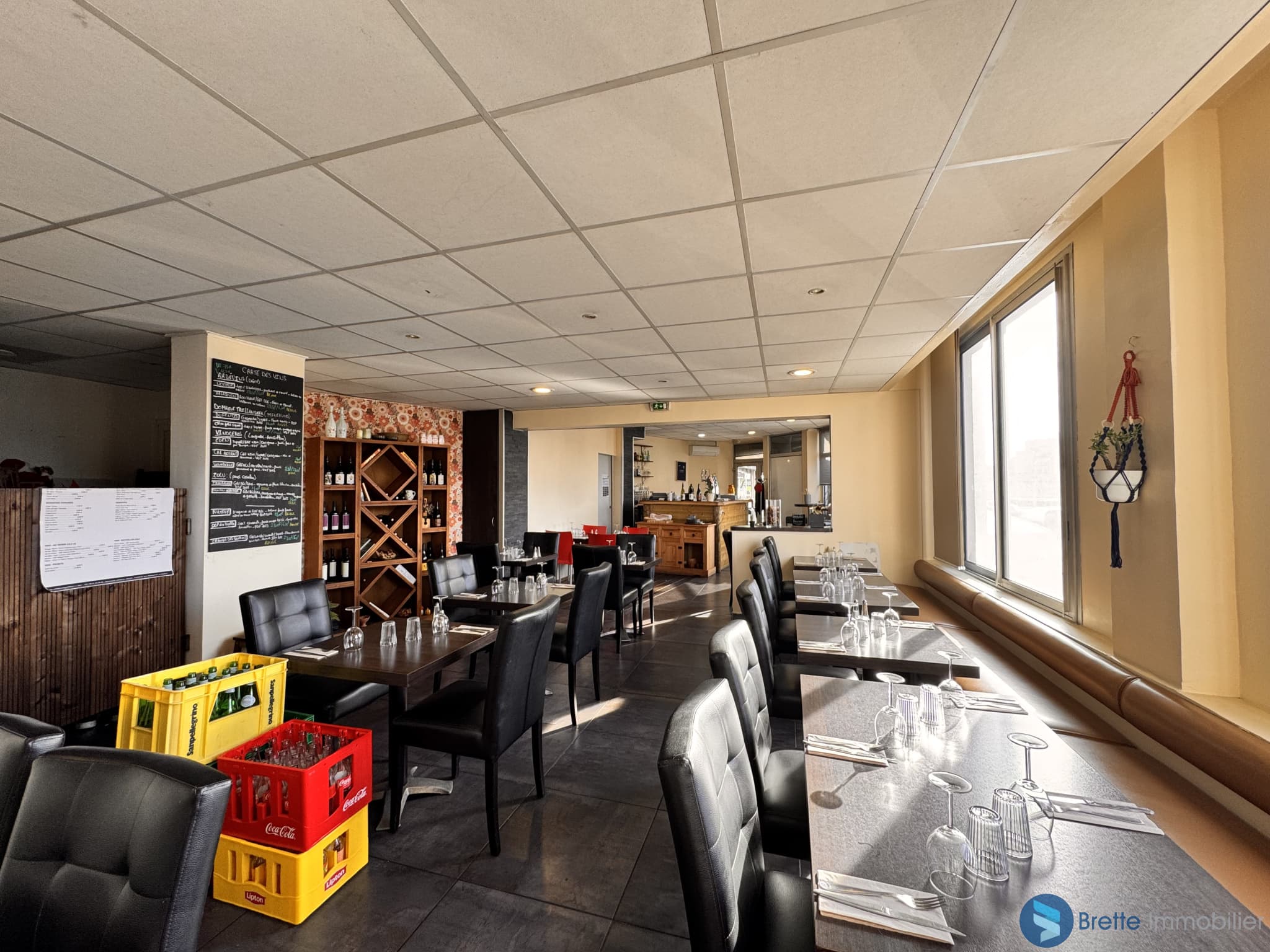 Local commercial · 102 m² · Fonds de commerce — photo 3