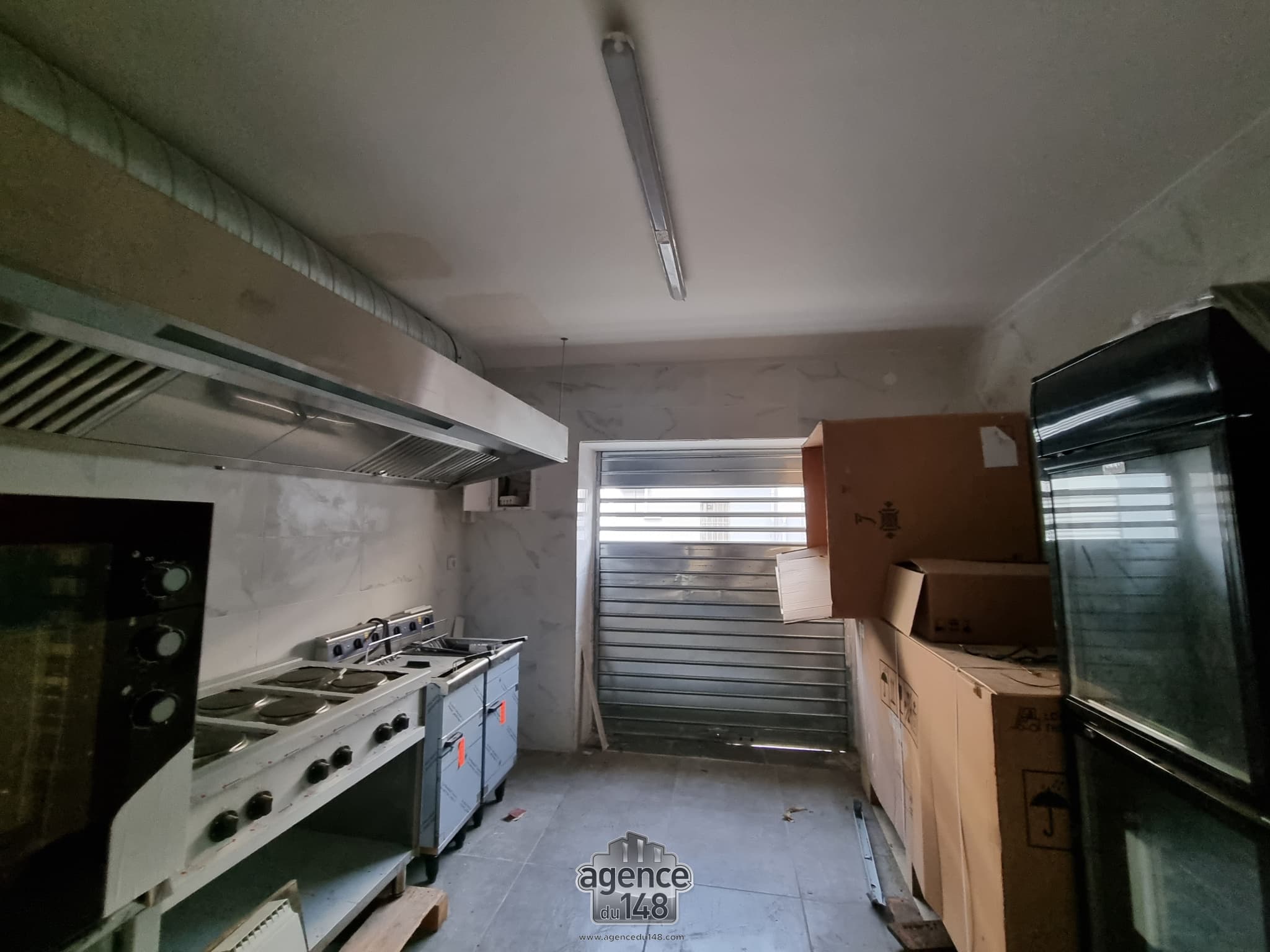 Local commercial · 68 m² · Achat des murs — photo 2