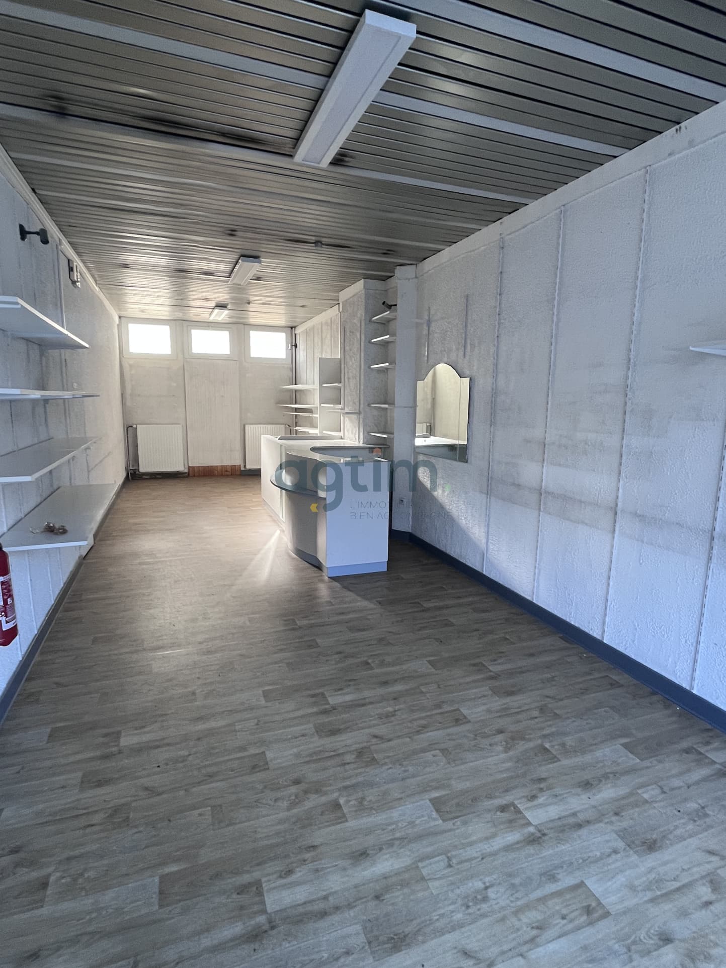 Local commercial · 36 m² · Achat des murs — photo 3