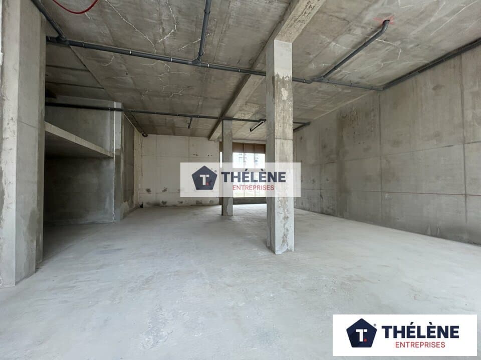 Local commercial · 270 m² · Location — photo 3