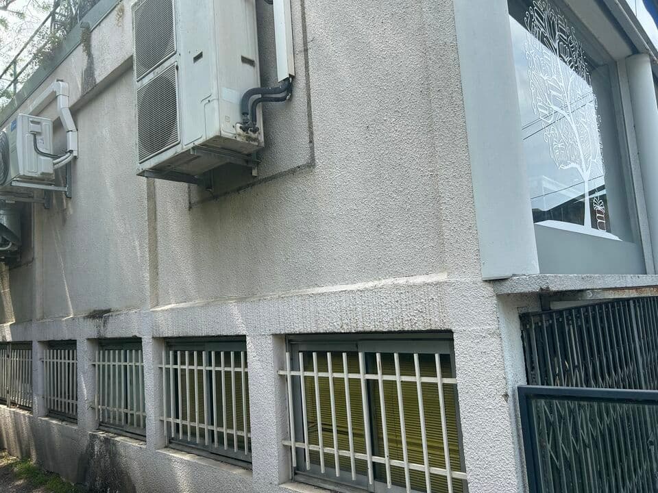 Local commercial · 414 m² · Achat des murs — photo 3