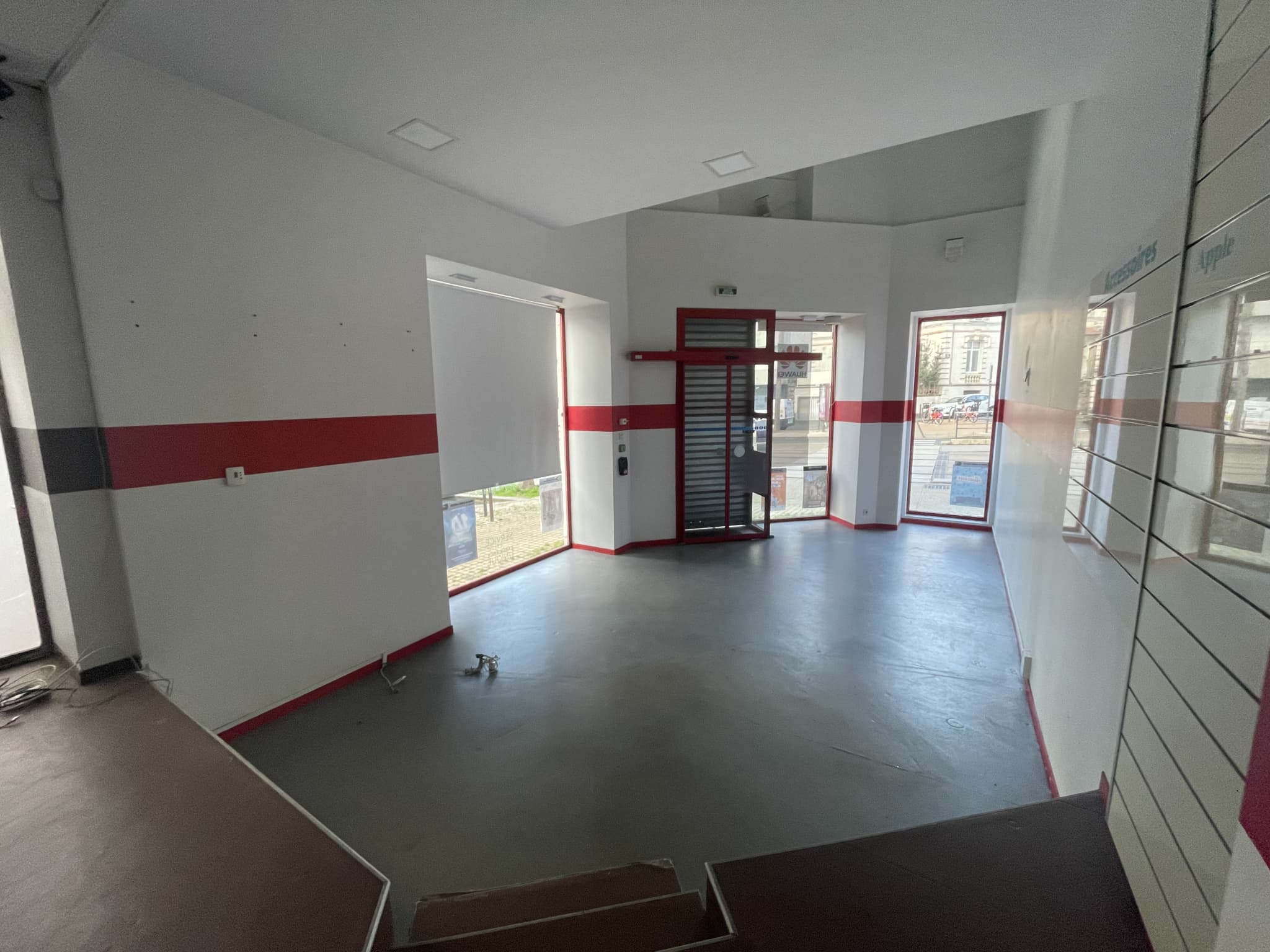 Local commercial · 80 m² · Location — photo 3