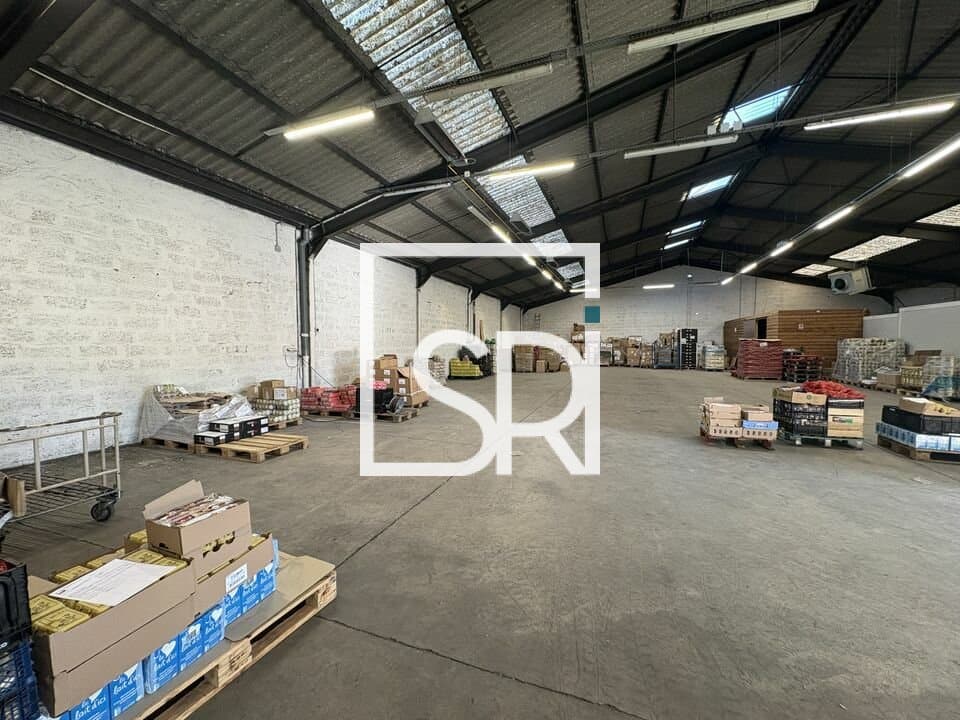 Local commercial · 800 m² · Location — photo 2