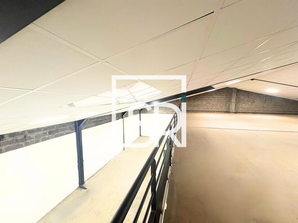 Local commercial · 1200 m² · Location — photo 3