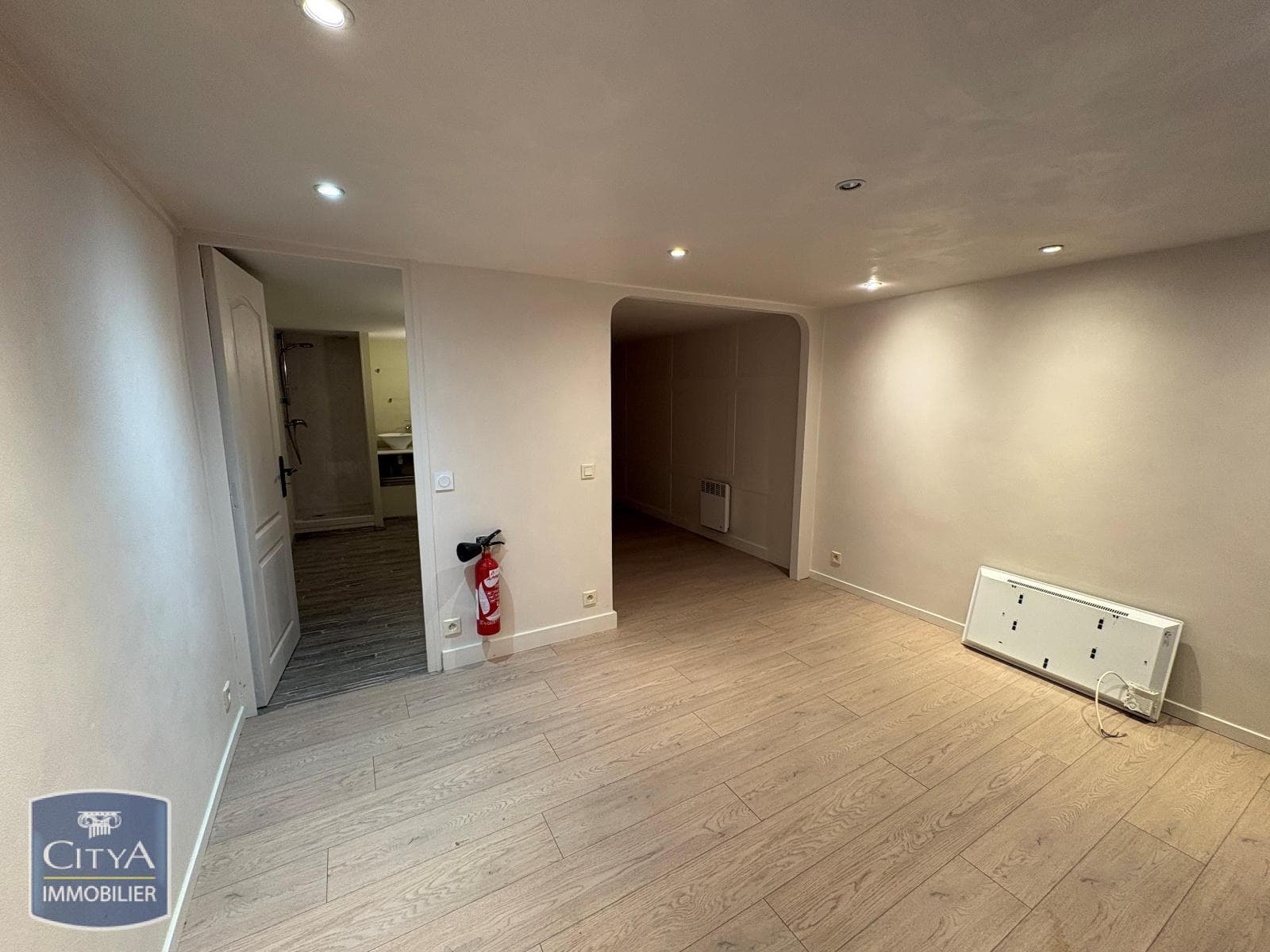 Local commercial · 50 m² · Location — photo 2