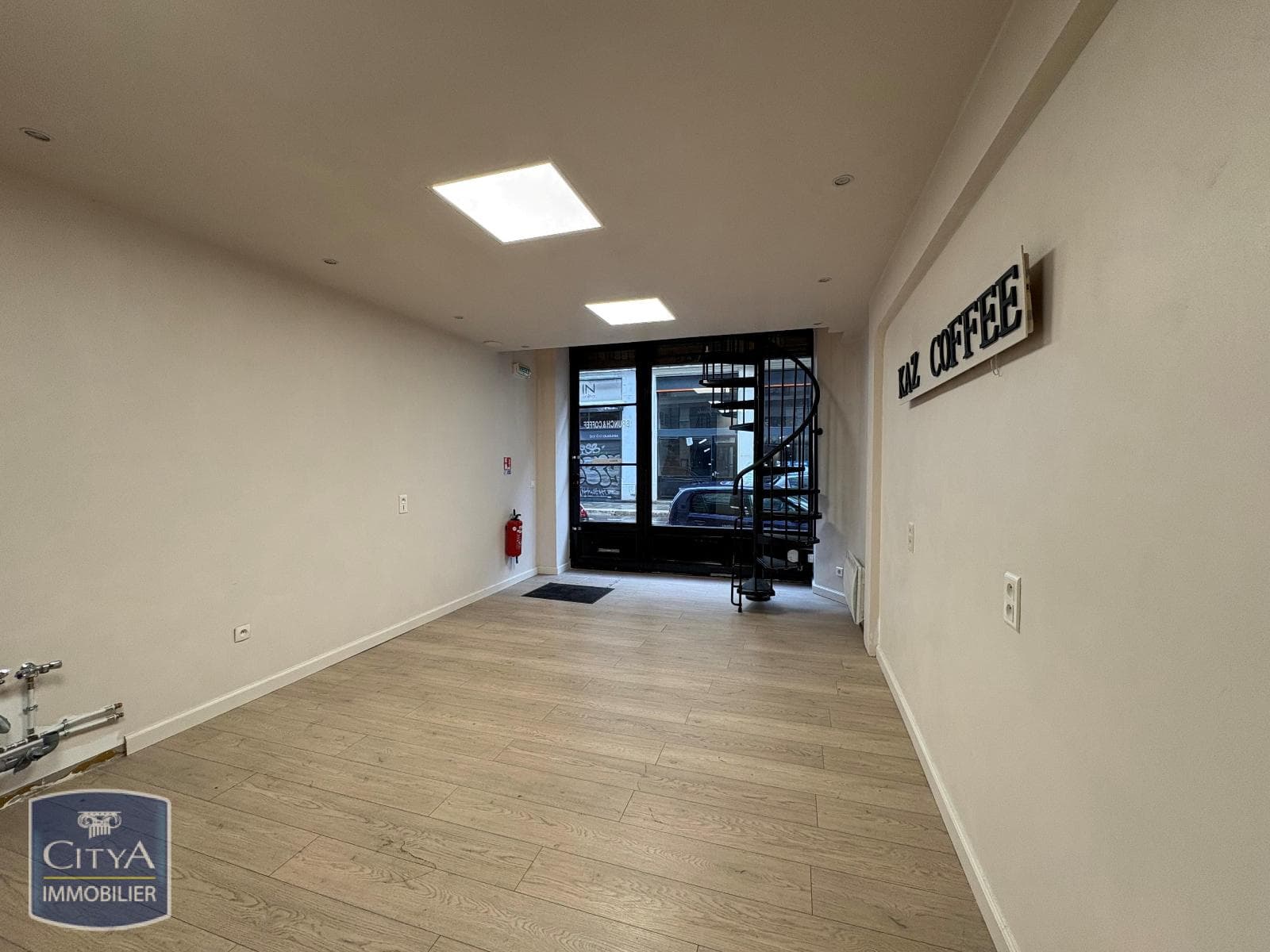 Local commercial · 50 m² · Location — photo 3