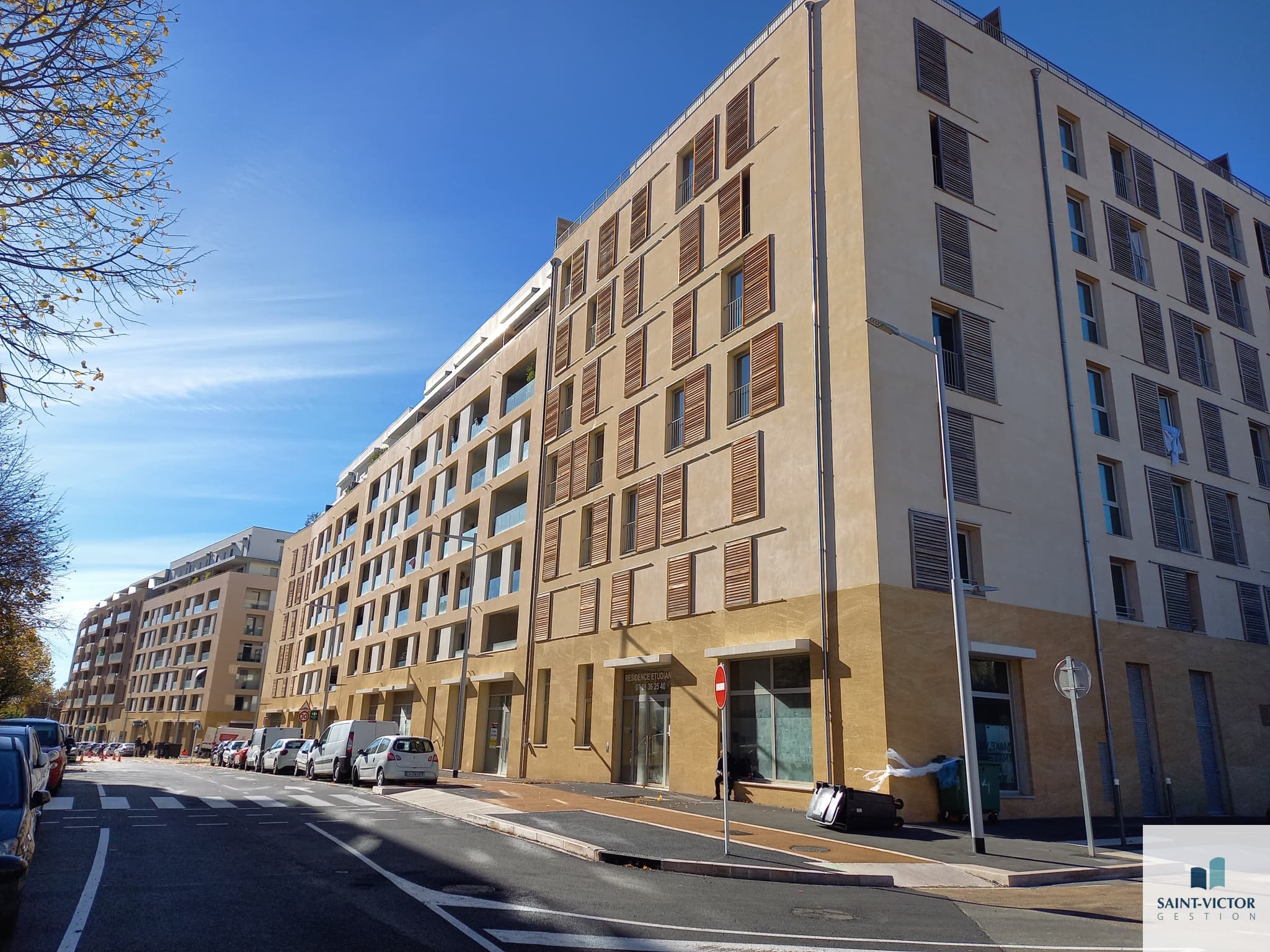 Local commercial · 232 m² · Location — photo 1
