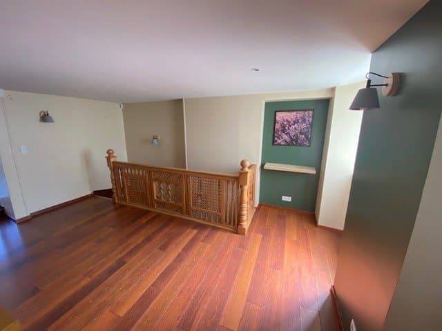 Local commercial · 92 m² · Location — photo 3