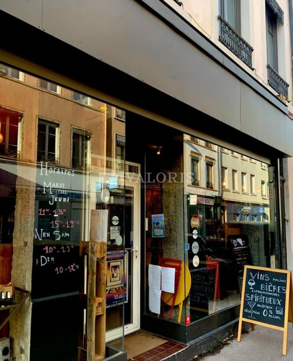 Local commercial · 60 m² · Achat des murs — photo 1