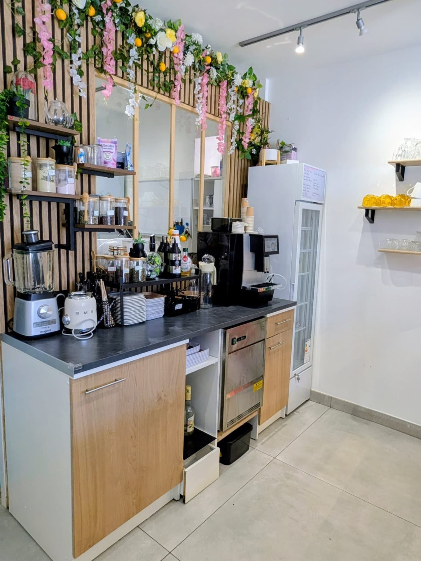 Local commercial · 55 m² · Fonds de commerce — photo 3