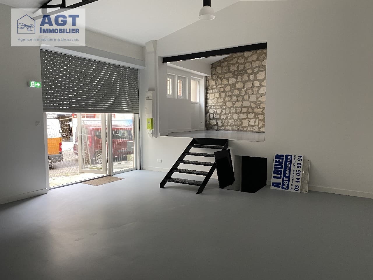 Local commercial · 75 m² · Location — photo 1