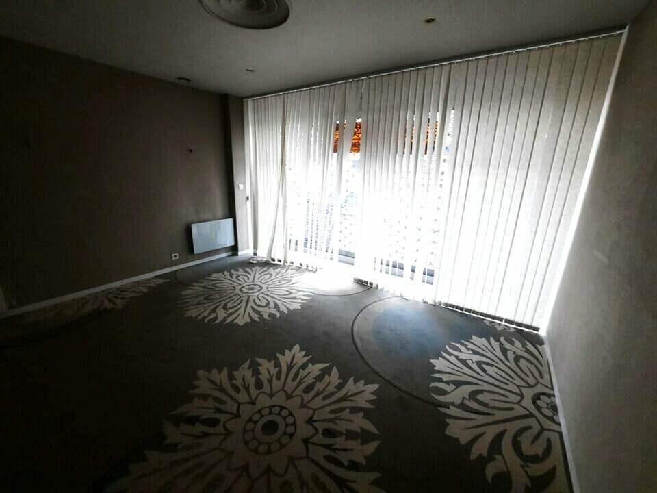 Local commercial · 199 m² · Location — photo 3