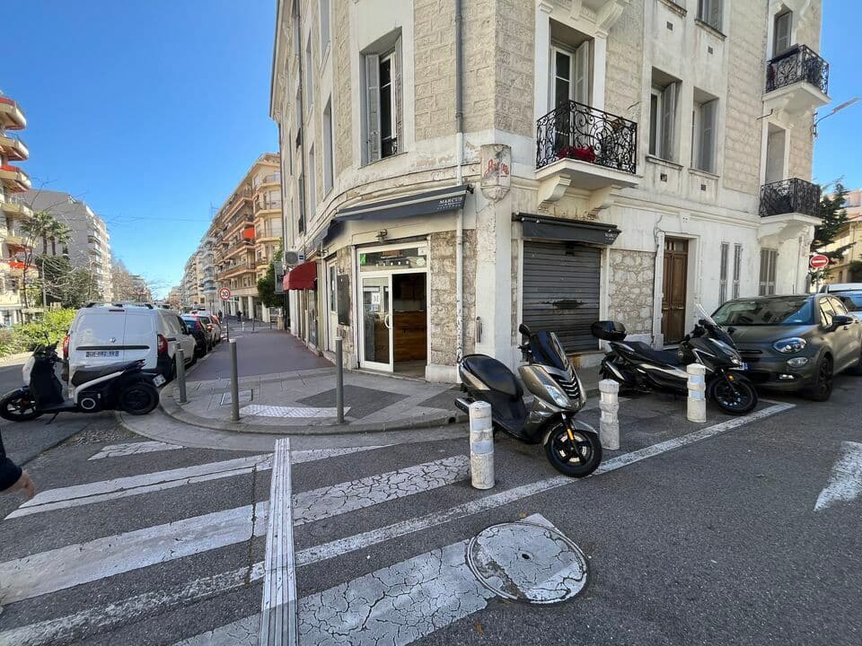 Local commercial · 26 m² · Location — photo 2
