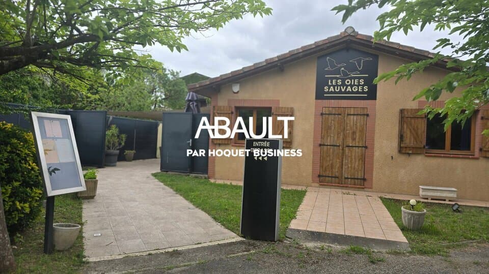 Local commercial · 300 m² · Achat des murs — photo 2