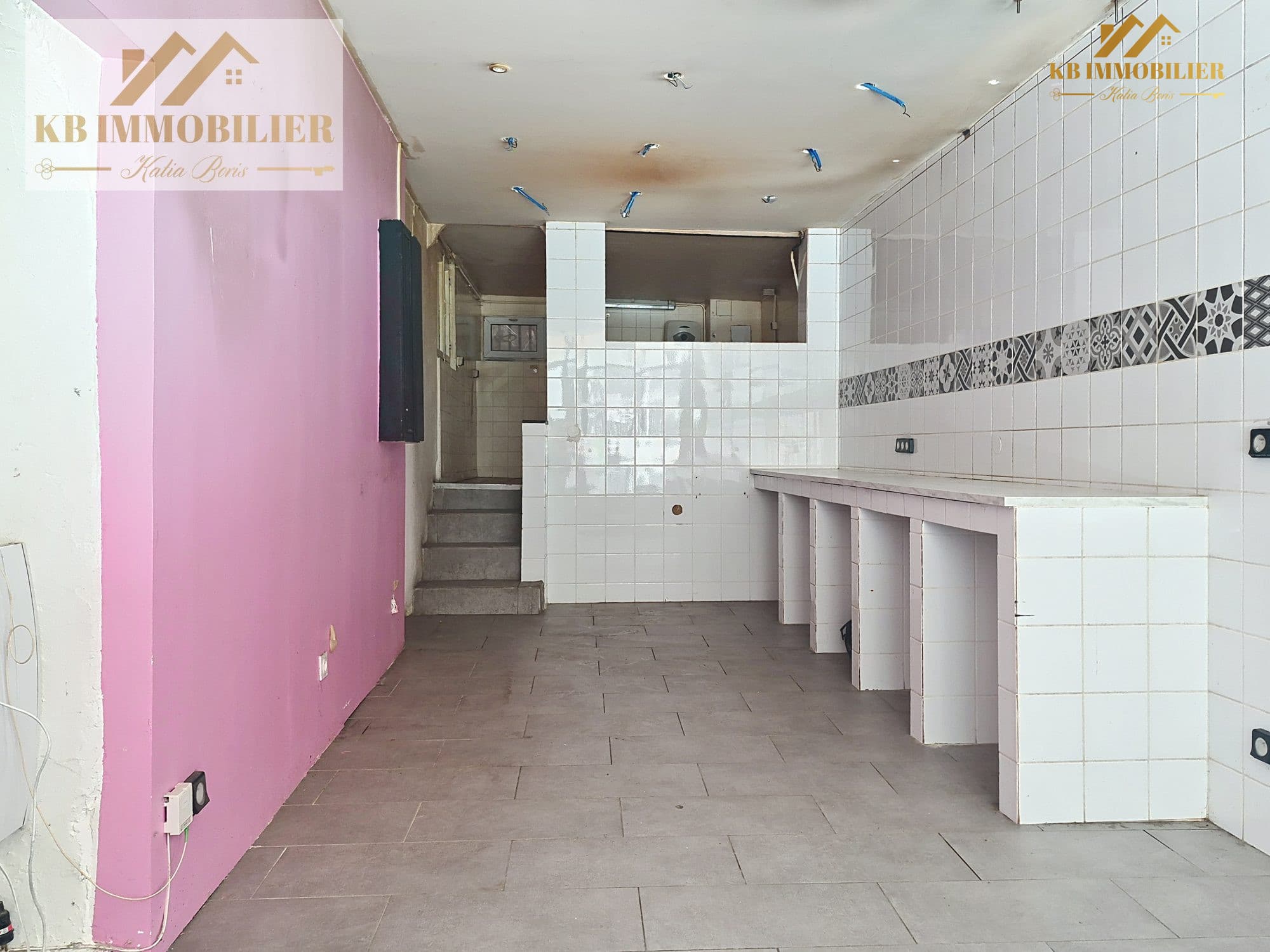 Local commercial · 26 m² · Achat des murs — photo 2