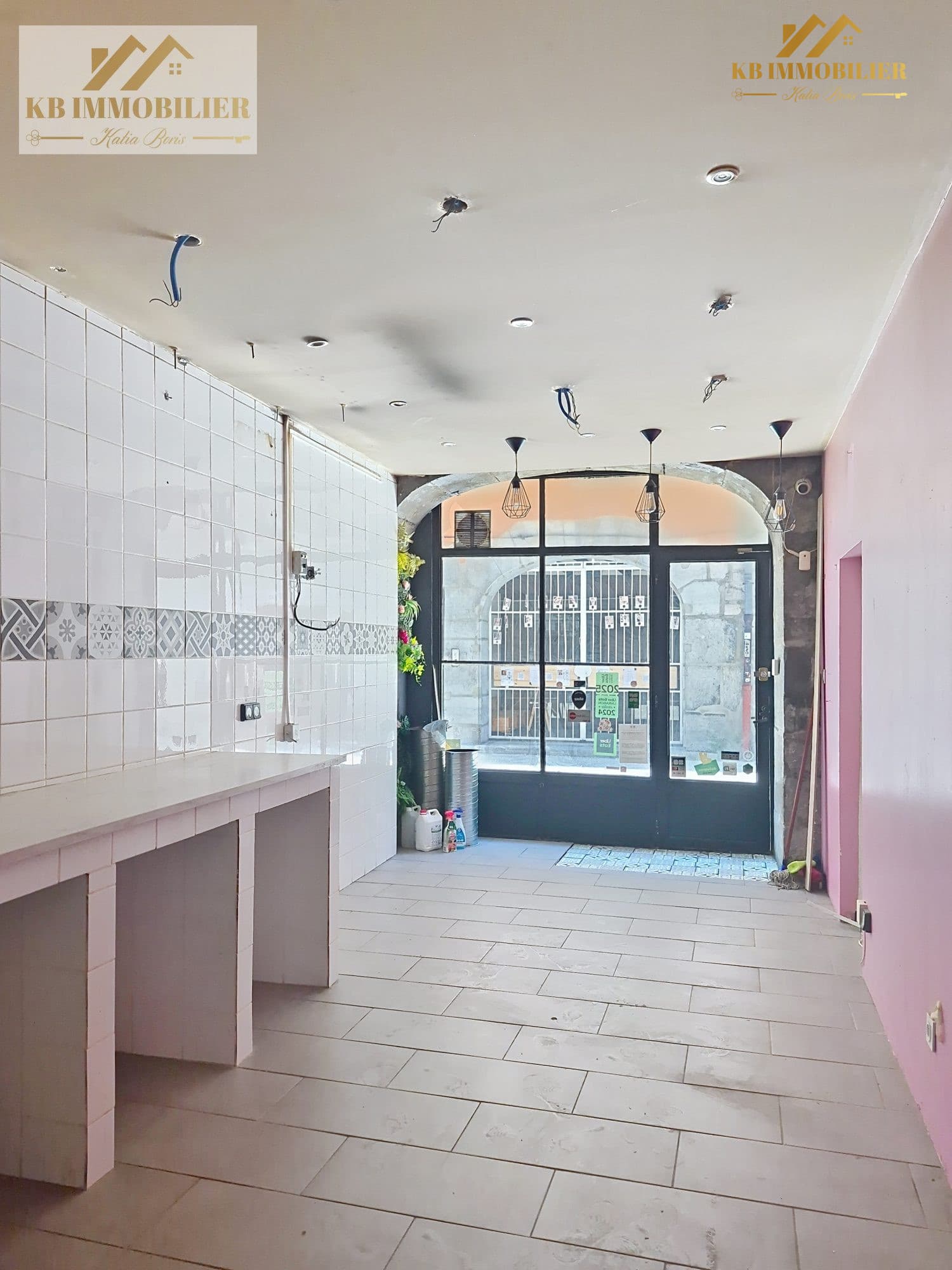 Local commercial · 26 m² · Achat des murs — photo 3