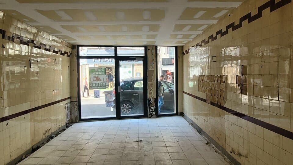 Local commercial · 80 m² · Location — photo 2