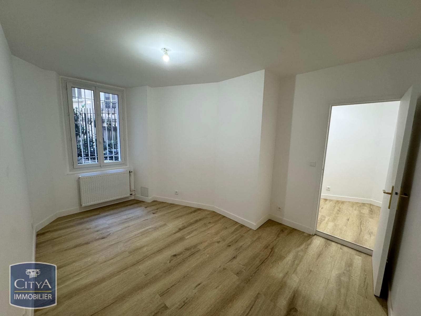 Local commercial · 34 m² · Location — photo 3