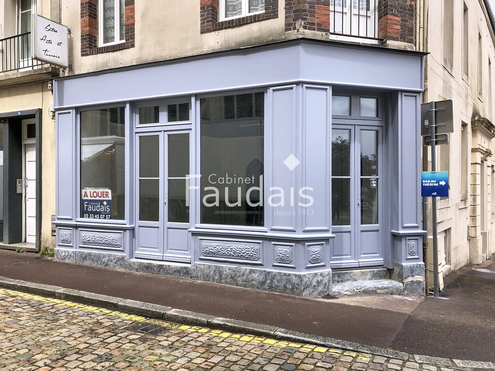 Local commercial · 35 m² · Location — photo 1