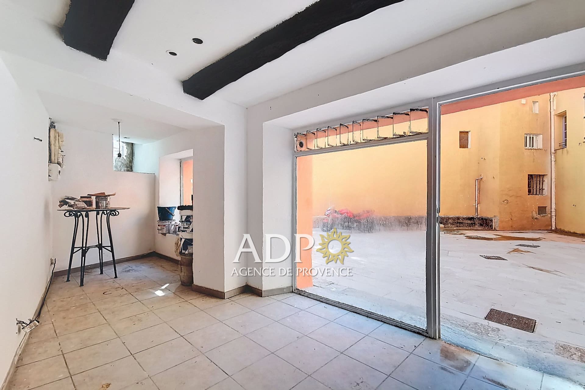 Local commercial · 17 m² · Achat des murs — photo 2