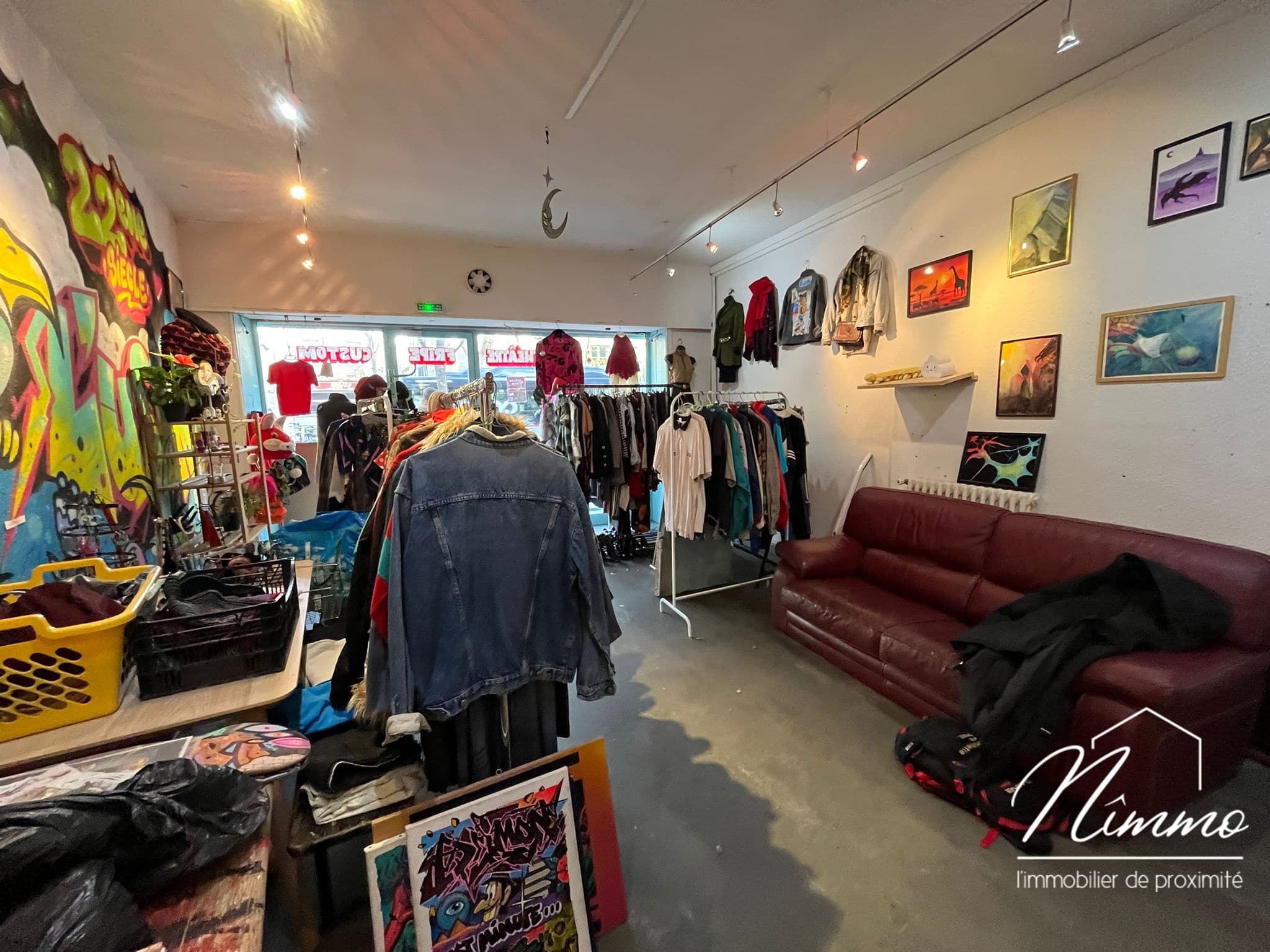 Local commercial · 138 m² · Achat des murs — photo 2