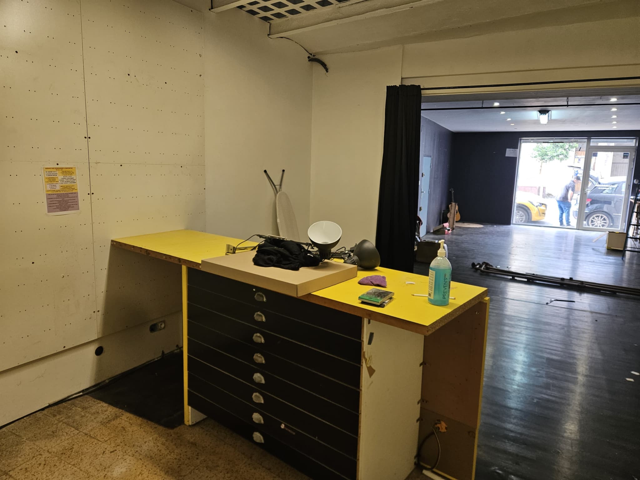 Local commercial · 64 m² · Achat des murs — photo 3