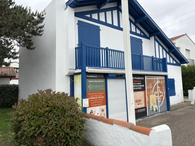Local commercial · 144 m² · Location — photo 2