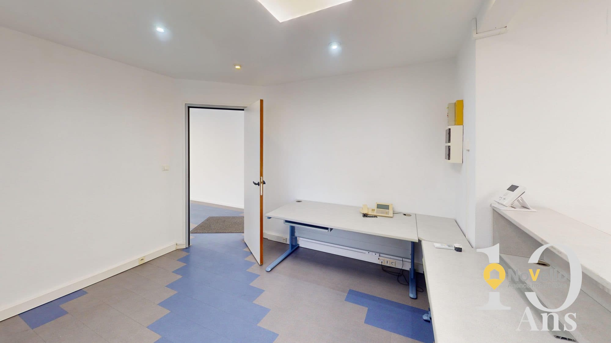 Local commercial · 200 m² · Location — photo 3