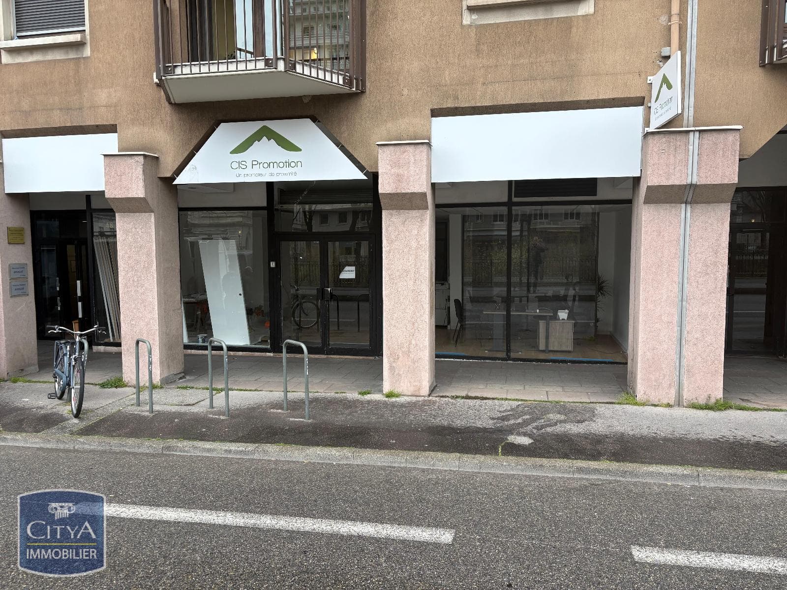 Local commercial · 85 m² · Location — photo 2