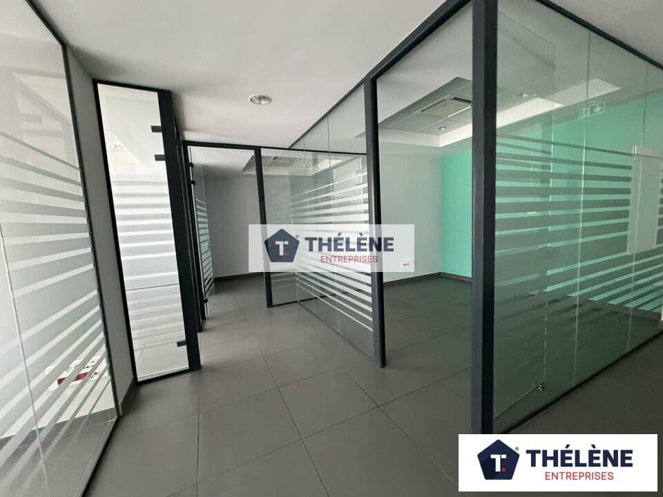 Local commercial · 202 m² · Location — photo 3