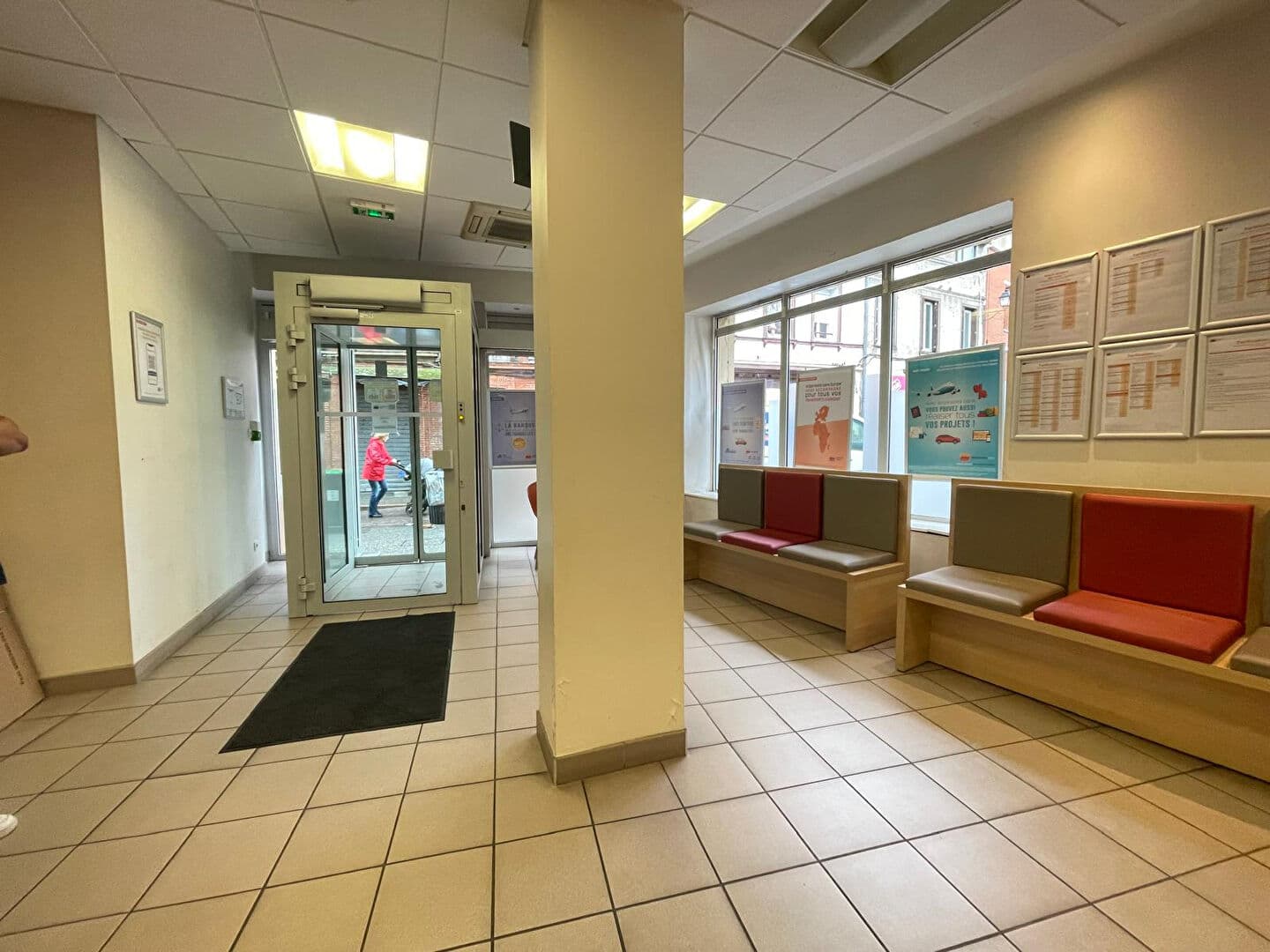Local commercial · 85 m² · Achat des murs — photo 3